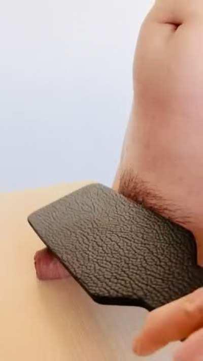 Just a quick reminder from Queen G. that she owns those cock and balls… 😖