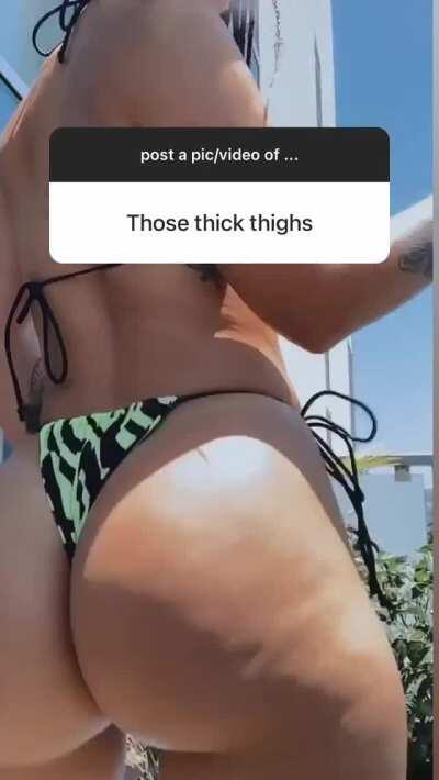 Ass 🍑🍑🍑
