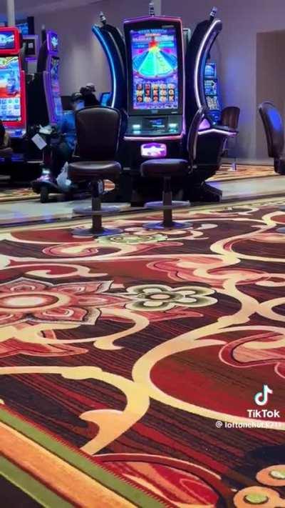 Playing 0DTE be like