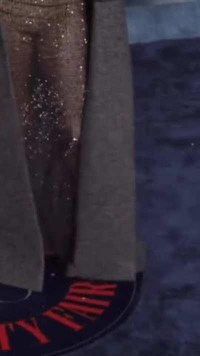 Hailee Steinfeld loves her see through dresses and I love it to.