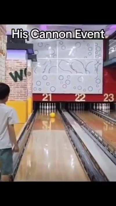 Bowling kid