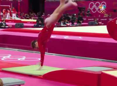 16-year-old McKayla Maroney!

Even the judges couldn't believe it!