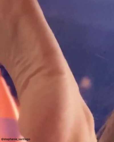 Fuck that foot that ass tho just wish she would turn up on onlyfans more