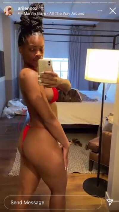 Ari Lennox