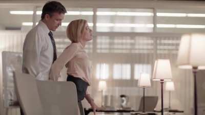 Kathleen Robertson - Boss