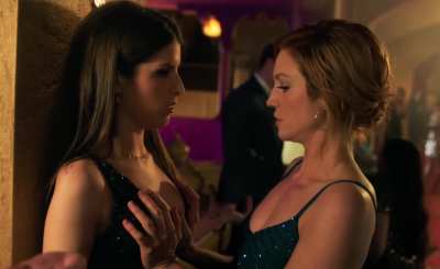 Anna Kendrick and Brittany Snow