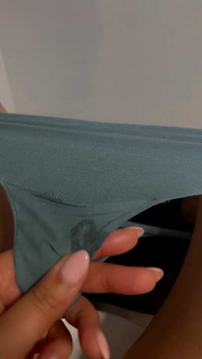 wet and ready 🍆💦