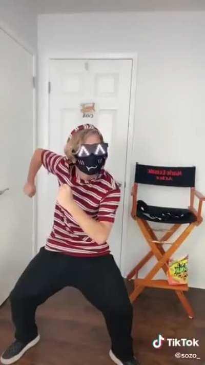 I am so quirky🤩🤩