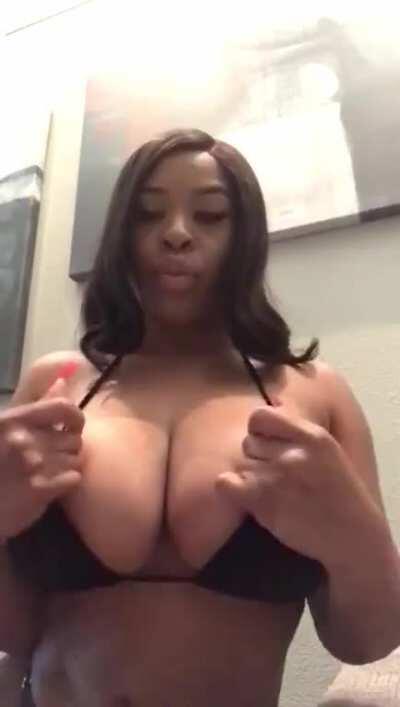 🅰️ryana 🅰️din Files