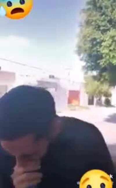 Contemplem, senhores. A maior lição de vida que vcs verão hoje...