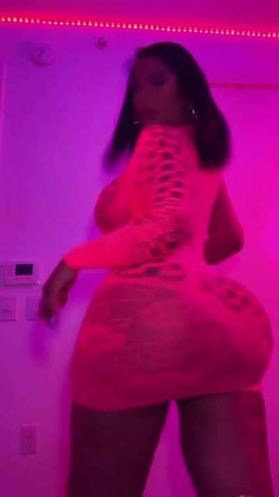 She's ð¥ð¥ð¥ asfâï¸