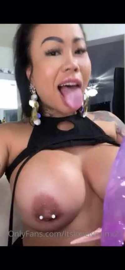 🤫 Deleting Later So Enjoy It For Titty Tuesday 🍈🍈