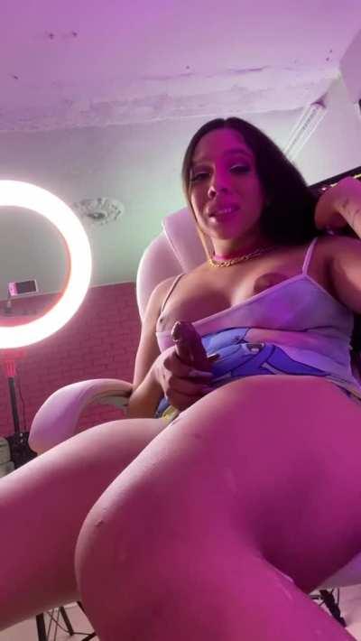 Round and round the mulberry bush