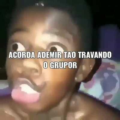 Agora vai ser um meme de vídeo por dia