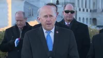 Texas Rep Louie Gohmert loses a tooth during a public speech.