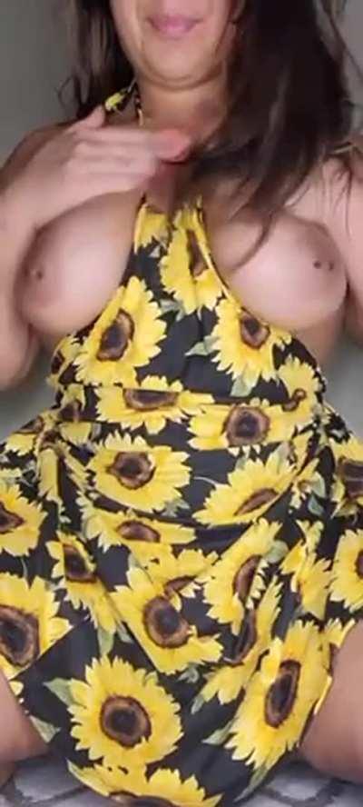 If This can Make you Hard.. I Owe you some Nudes, deal