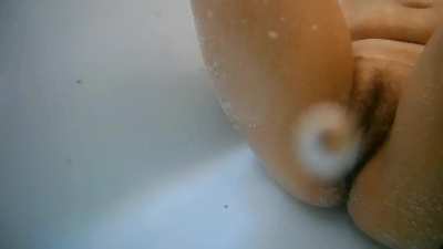 Who knew a jacuzzi could be so fun