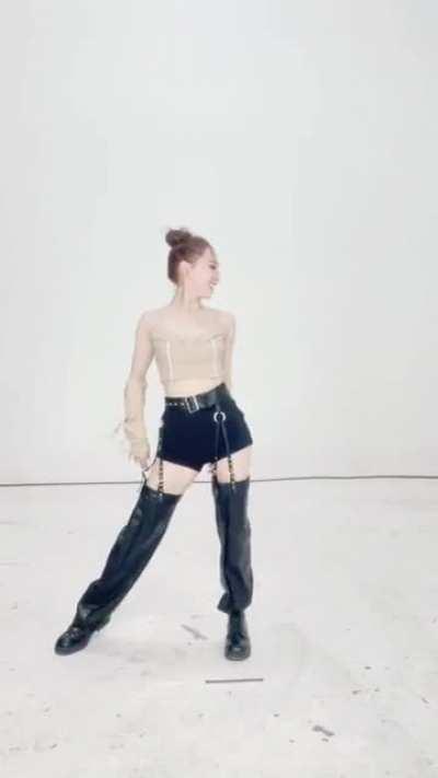 210715 Japan TikTok Update - Twice [Perfect World] Dance Nayeon ver. 🎉