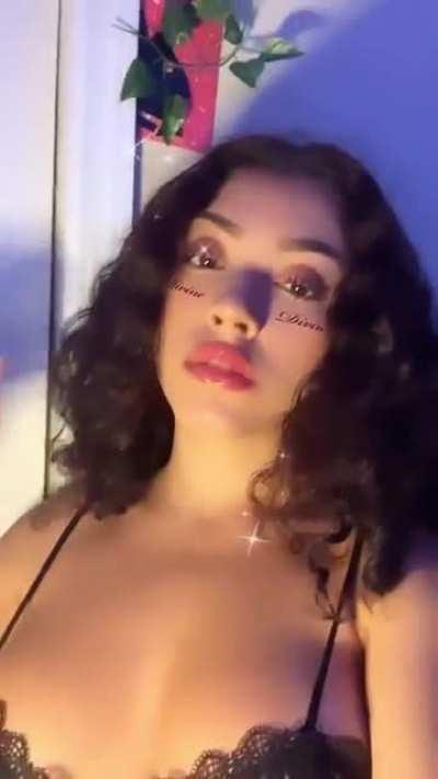 Sheesh she fine as hell she needa show her face more