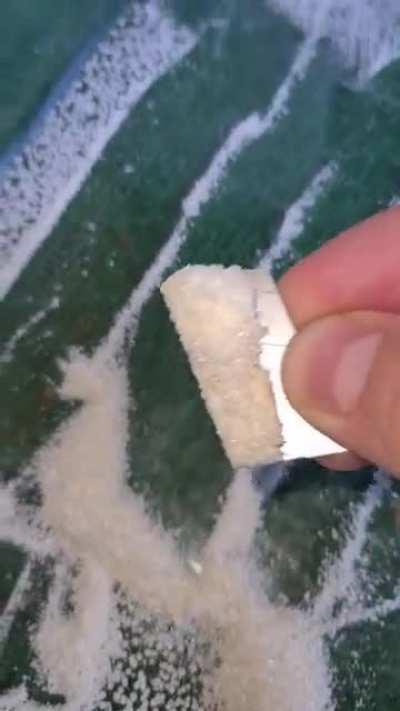 As promissed, the DMT scraping video! Enjoy!