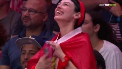 A Turkish fan celebrating the win vs USA at VNL on live state televison 