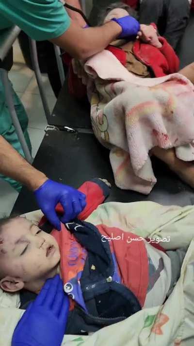 Arrival of 8 martyrs so far after israeli targeting a residential apartment in the city of Khan Yunis, southern Gaza Strip