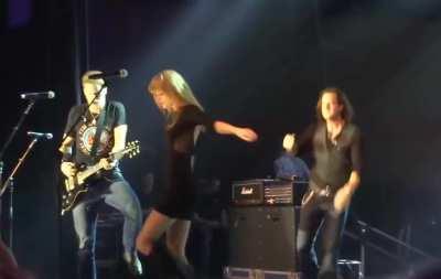 Stunning in this little black dress 🤤🤤🔥