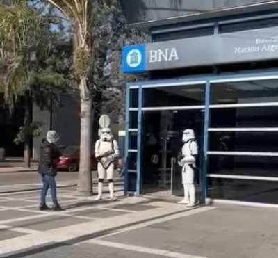 Hace mucho tiempo, en una galaxia muy, muy pobre