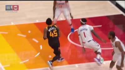 [Highlight] Jackson fouls out