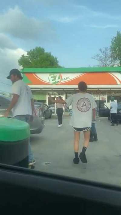 My brother just recorded this while he was filling up