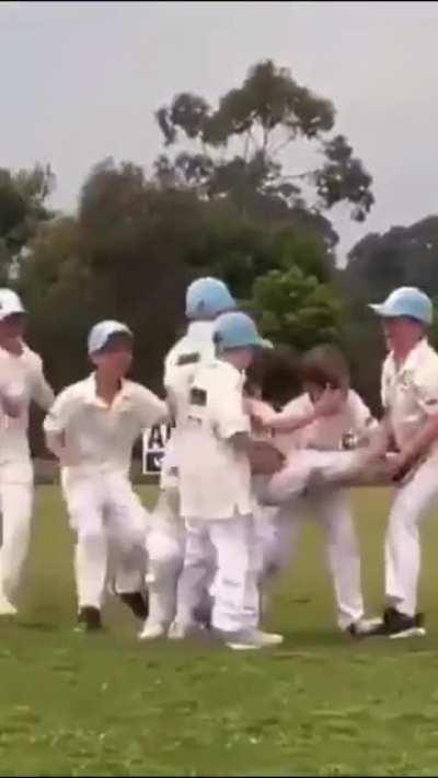 This guy>>TimSouthee