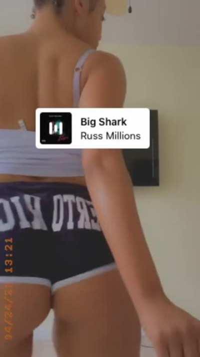 therealprettyauttyy - Video #7644