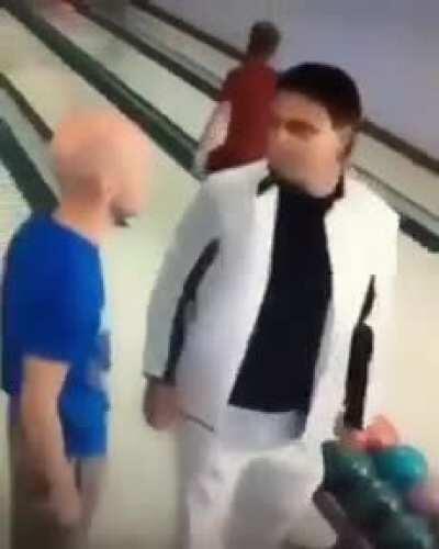 I can’t see a SINGLE THING that is happening here