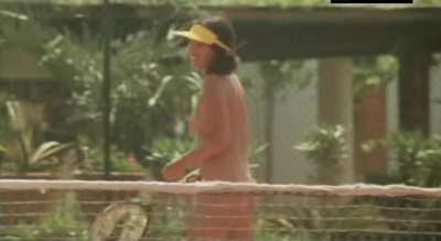 Ilona Staller, Lilli Carati + 3 guys - Senza Buccia (IT1979) - Tennis