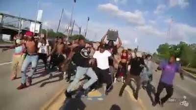 it's low-effort sunday fellas