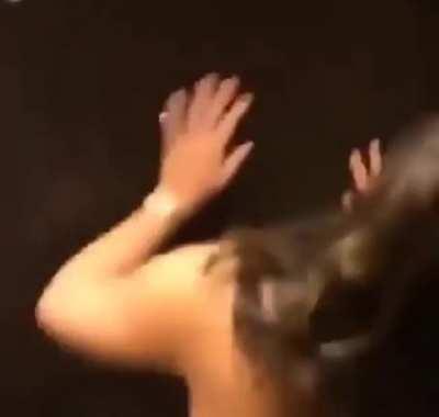 HMC while I can't see door.