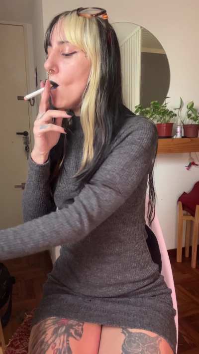 hey my eyes are up here