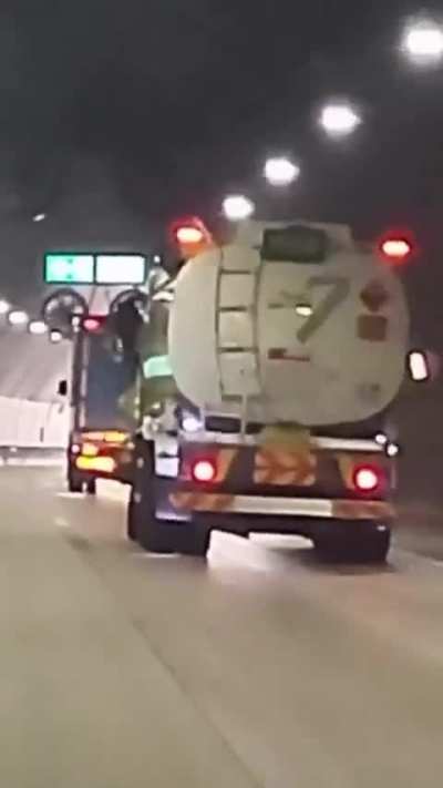 sjkdfjjalksdfjkldjsf