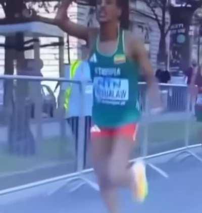 The new Revolutionary Running Form - Air Swimming