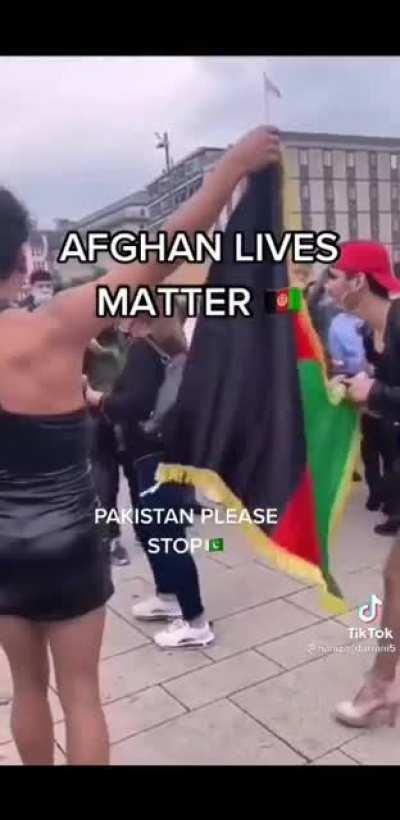 Pakistan Chan please stoppp UWU 😳💦