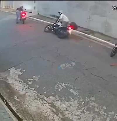 Eu não acredito que ele se safou assim