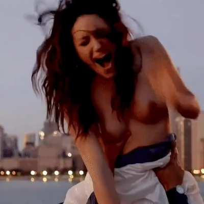 Emmy Rossum nude plot - Shameless