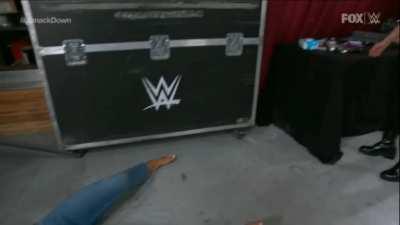 Mandy doesn't look so pretty now, does she?