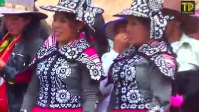 the Peruvian Festival of Settling Beefs