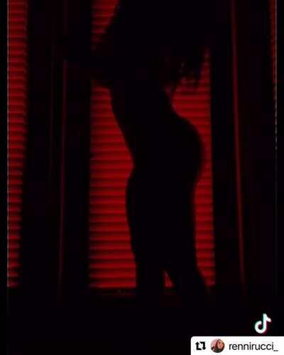 Can Anybody Remove The Red?