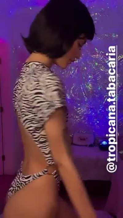 Karyna Rangel (@findkaryna)