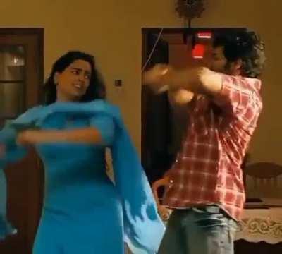 Thooki paatha Thoothukudi. Satptu paatha saathukudi....