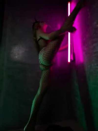 Hi I'm 22 years old. I am a very sweet❤️ but at the same time a very hot girl! I do dancing and yoga! Do you have hidden sexual fantasies? GfE SEXTING SPH role - playing games.💋 I'll be waiting for you! Link in BIO and comments👇