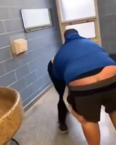 Rare footage of Greek vs MrCow