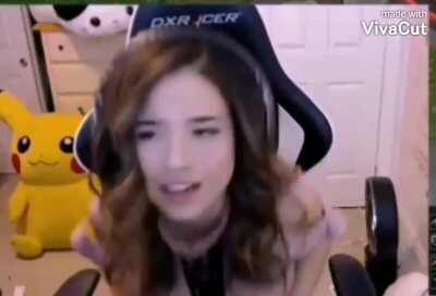 Pokimane chair loop